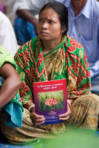 Bangladesh women farmer - learning