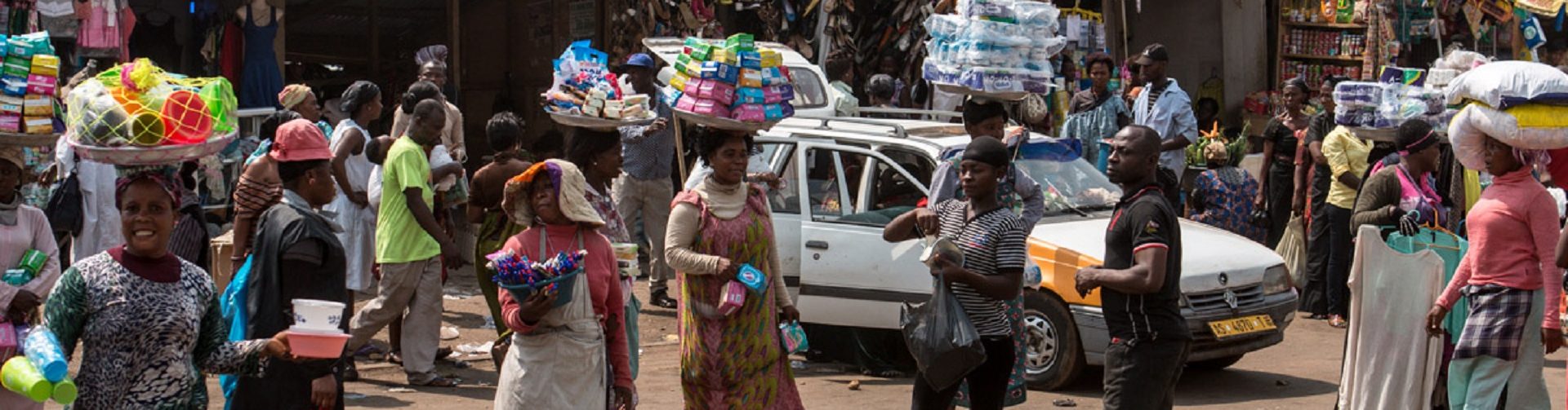 COVID-19 lockdowns threaten Africa’s vital informal urban food trade